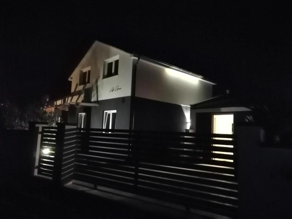 Elena Villa Pomer Exteriör bild